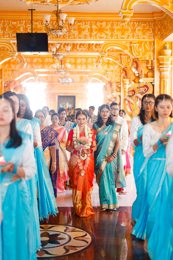indian wedding in Sri Maha Mariamman Temple in Shah Alam