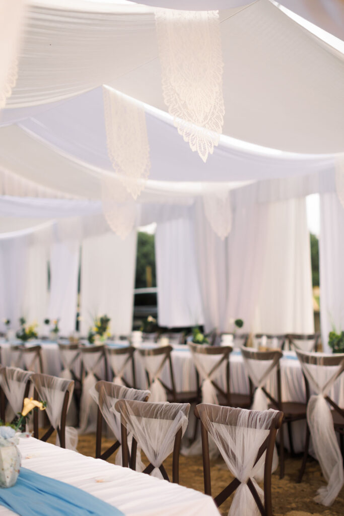 Akad Nikah di Pantai