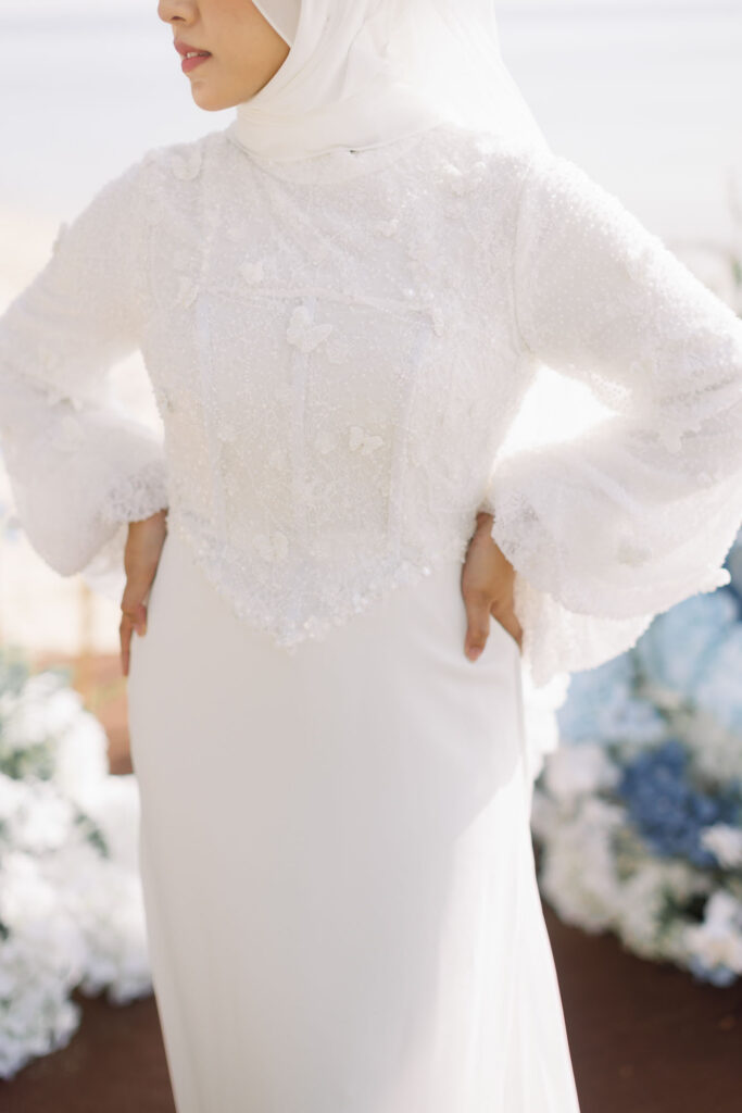 Akad Nikah di Pantai
